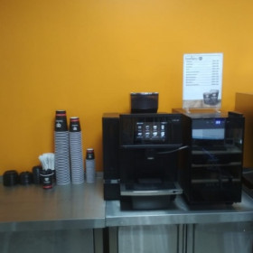 Сеть автозаправочных комплексов ТНТ с Barista!